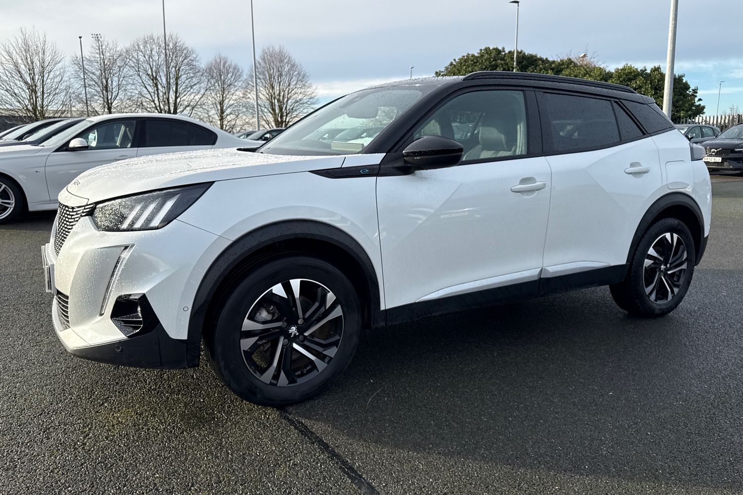 Used Peugeot E-2008 2022 for sale - 76923003: Photo 26