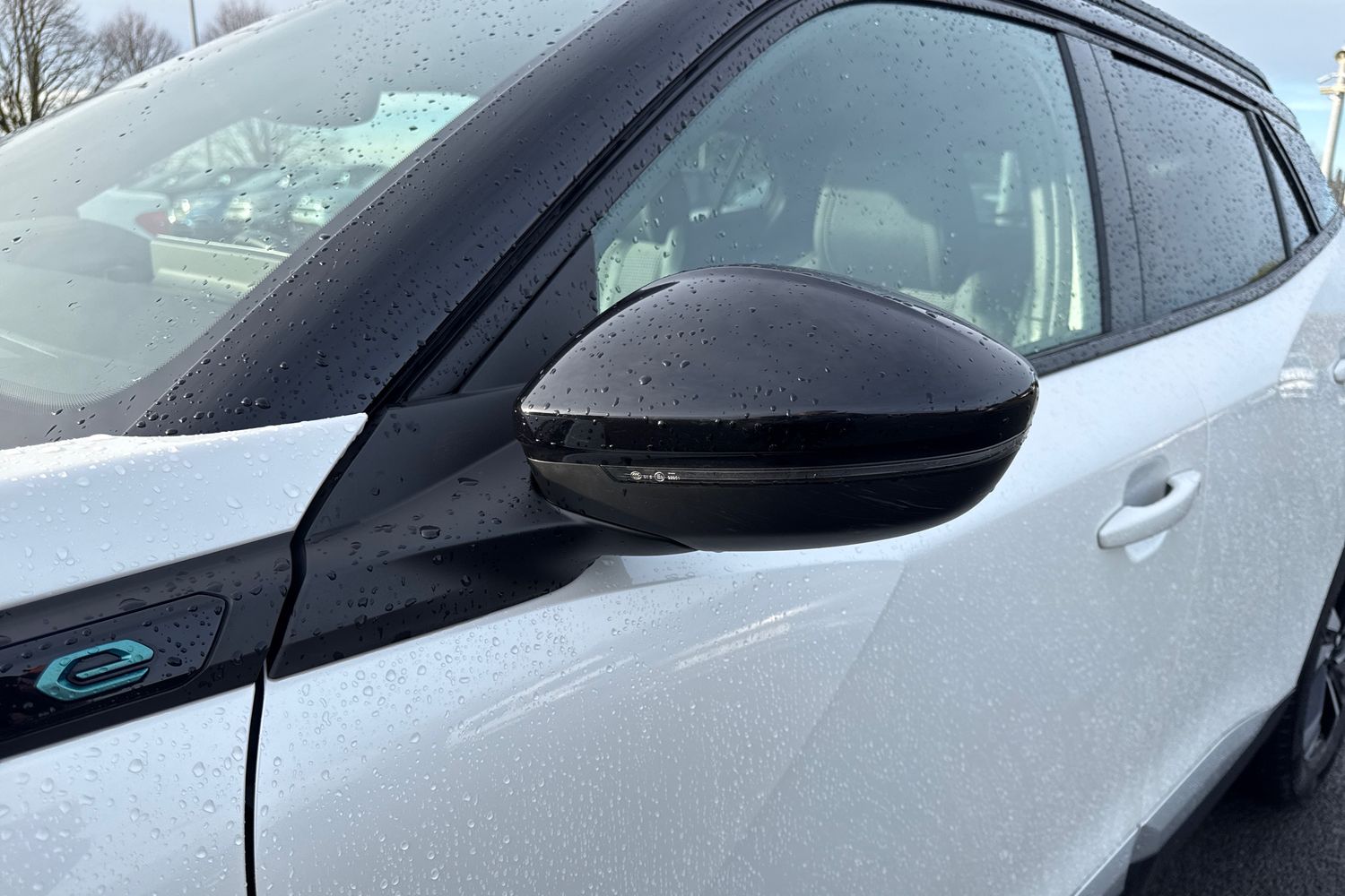 Used Peugeot E-2008 2022 for sale - 76923003: Photo 27