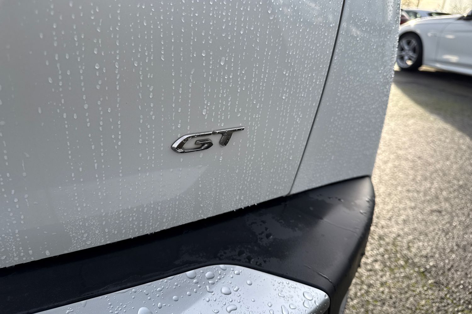 Used Peugeot E-2008 2022 for sale - 76923003: Photo 32