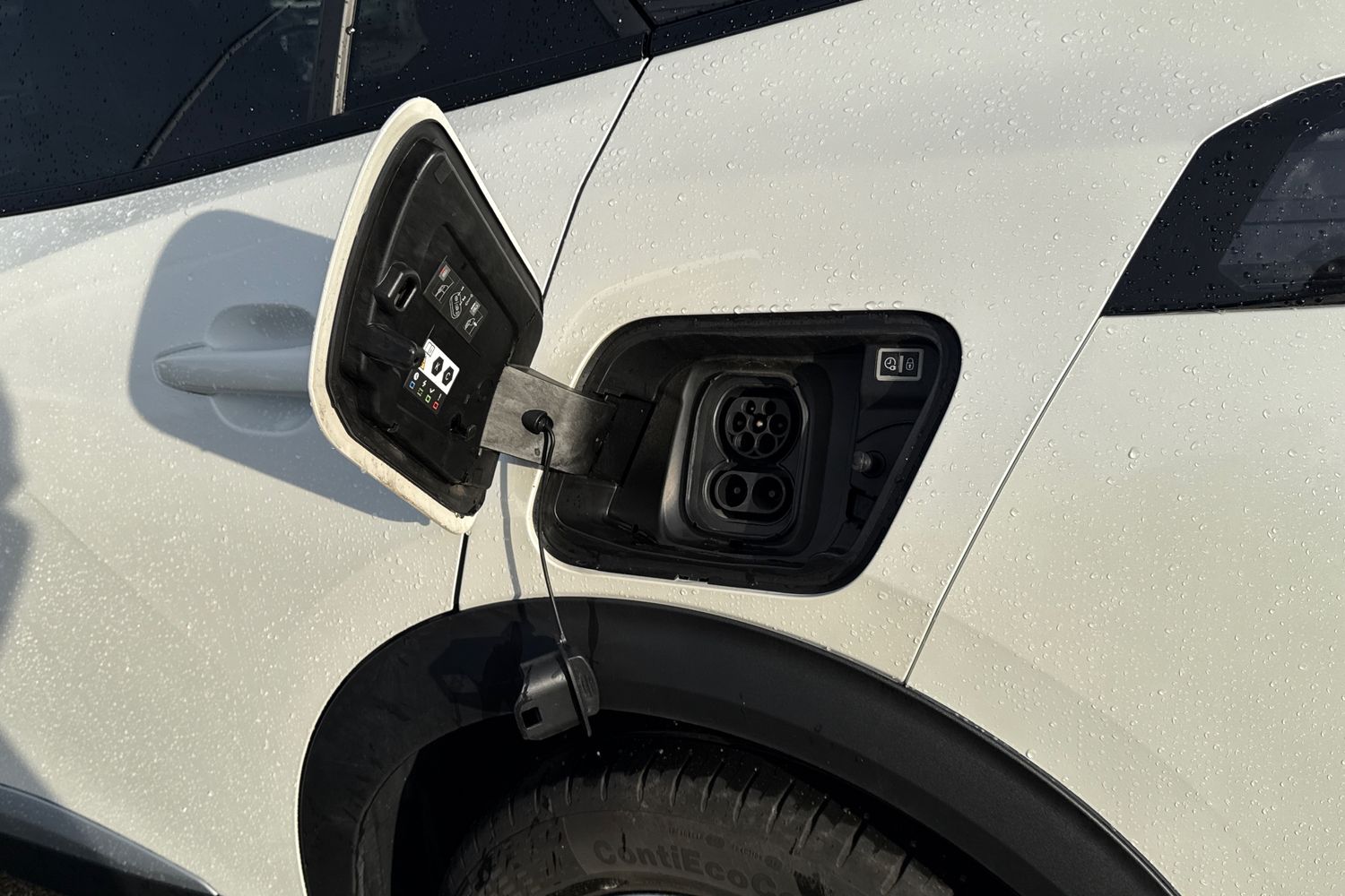 Used Peugeot E-2008 2022 for sale - 76923003: Photo 36