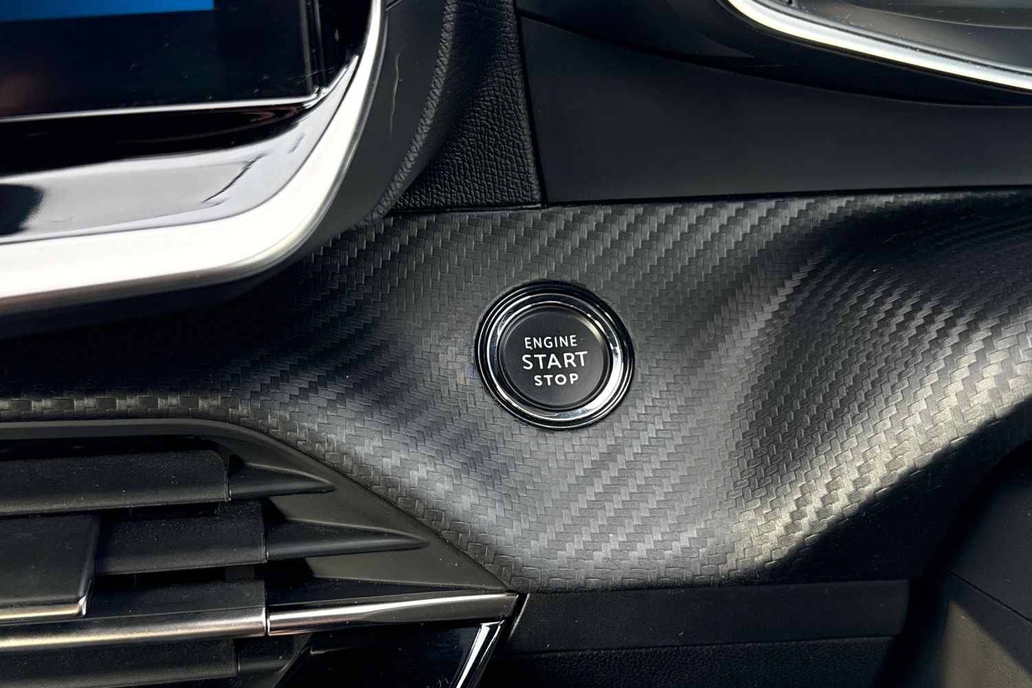 Used Peugeot E-2008 2022 for sale - 76923003: Photo 54