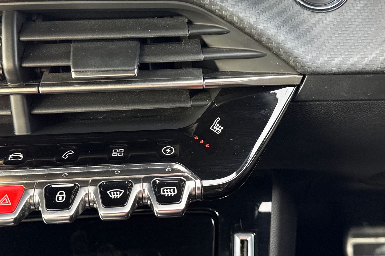 Used Peugeot E-2008 2022 for sale - 76923003: Photo 56