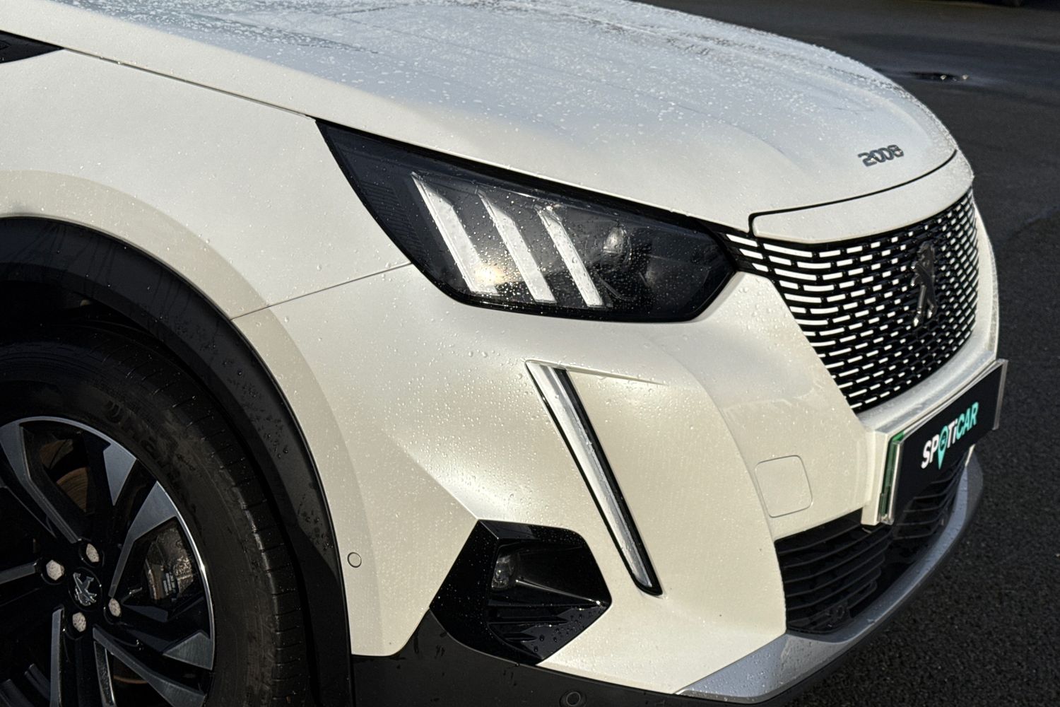 Used Peugeot E-2008 2022 for sale - 76923003: Photo 8