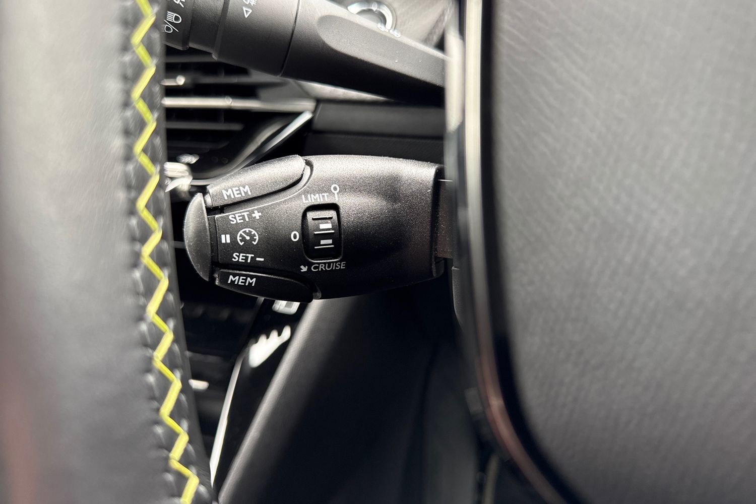 Used Peugeot 208 2024 for sale - 77963512: Photo 40