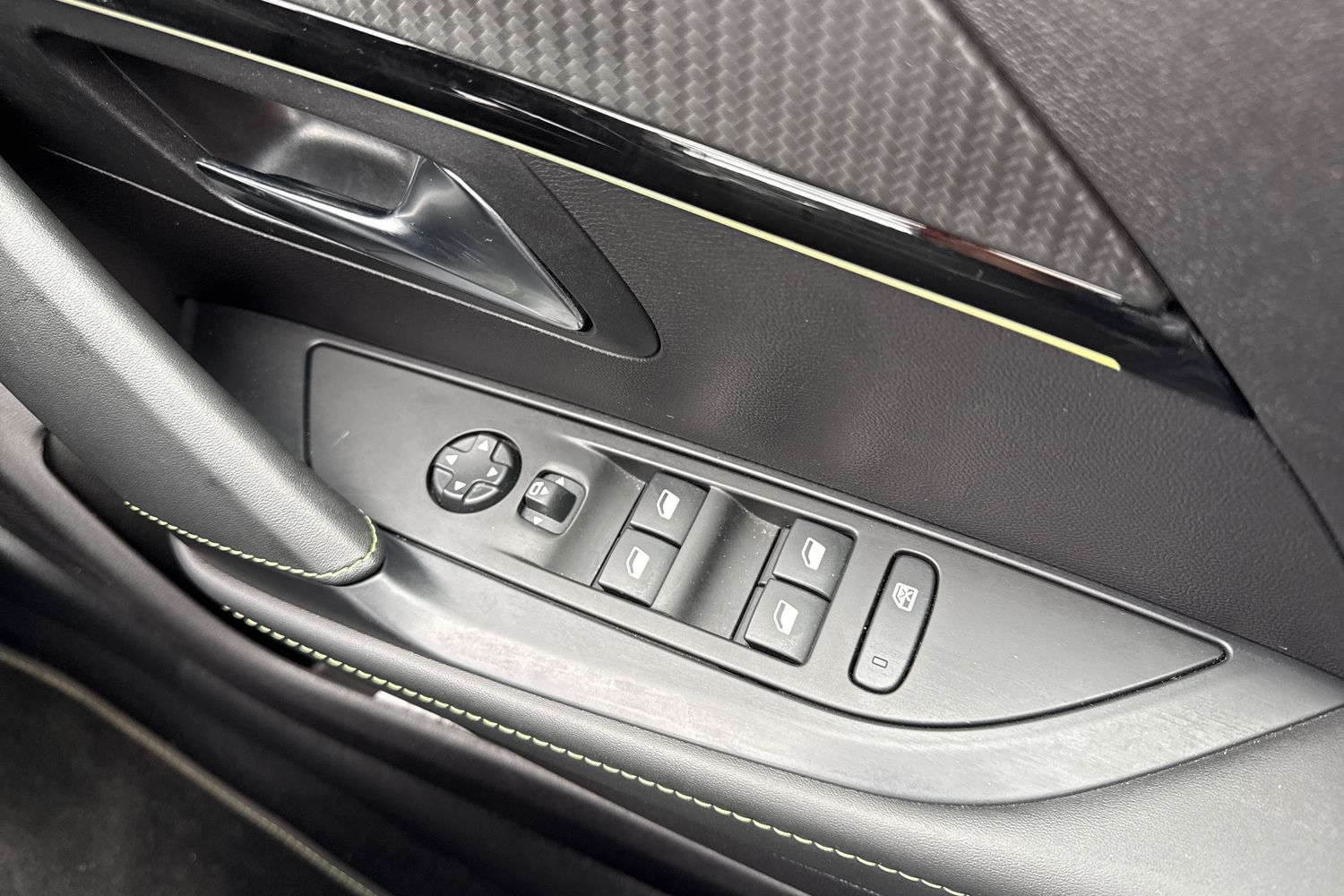 Used Peugeot 208 2024 for sale - 77963512: Photo 41