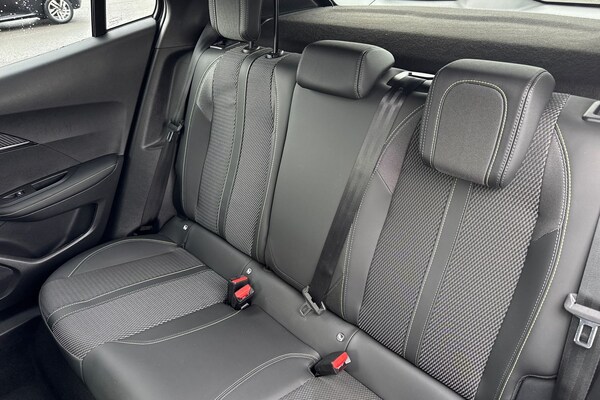 Used Peugeot 2008 2024 for sale - 76133625: Photo 18