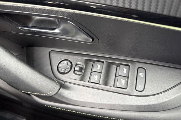 Used Peugeot 2008 2024 for sale - 76133625: Photo 42