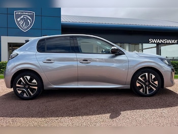 Used Peugeot 208 2024 for sale - 78776985: Photo
