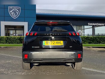 Used Peugeot E-2008 2022 for sale - 77382529: Photo