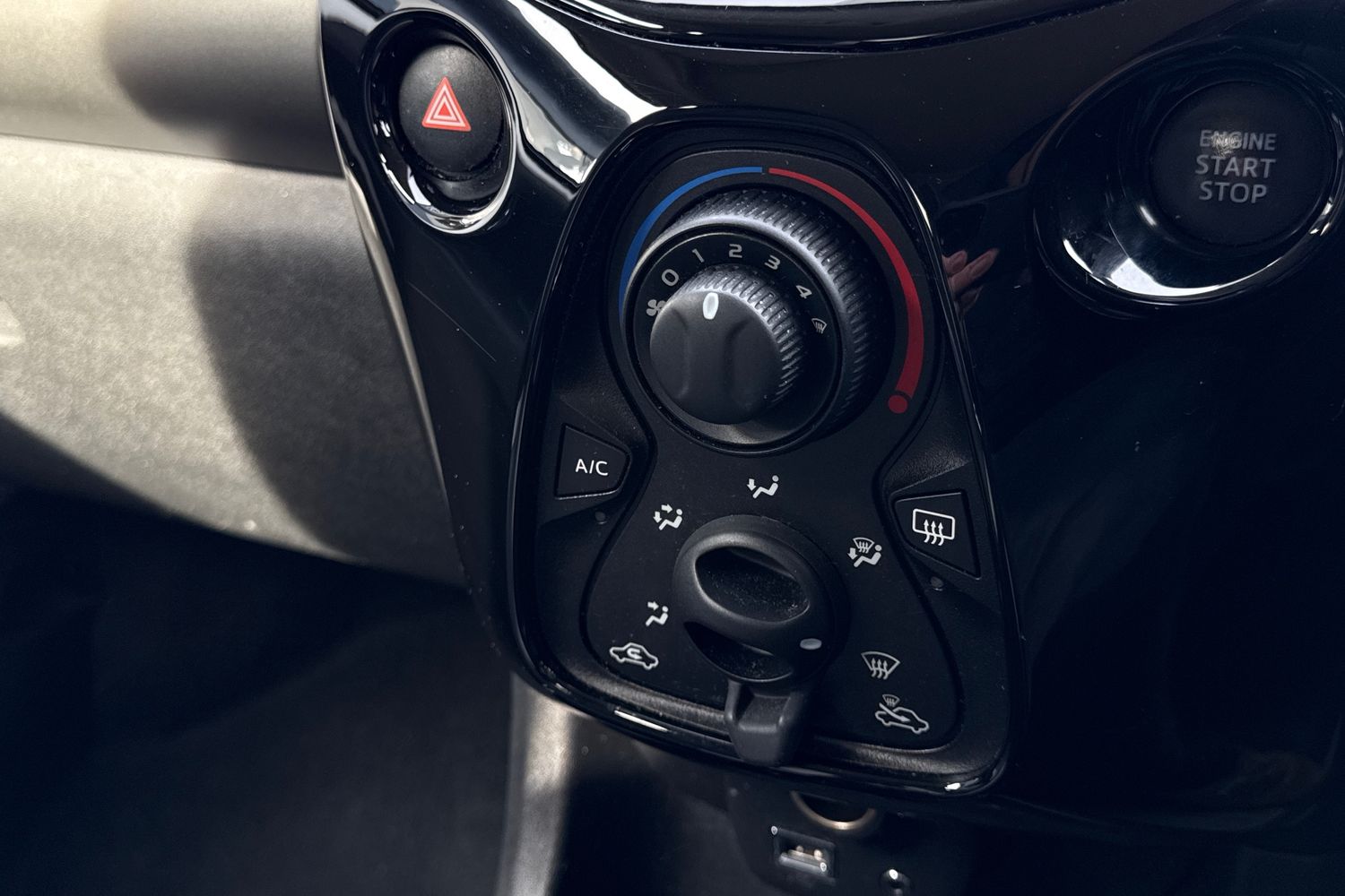 Used Peugeot 108 2017 for sale - 78224373: Photo 22