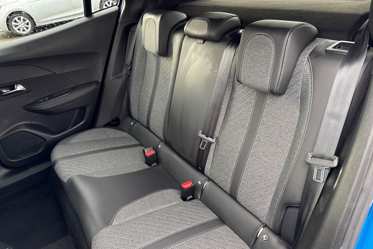 Used Peugeot 2008 2024 for sale - 76553536: Photo 13