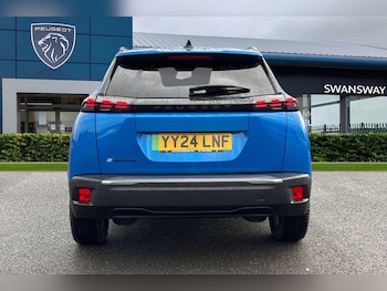 Used Peugeot 2008 2024 for sale - 76553536: Photo