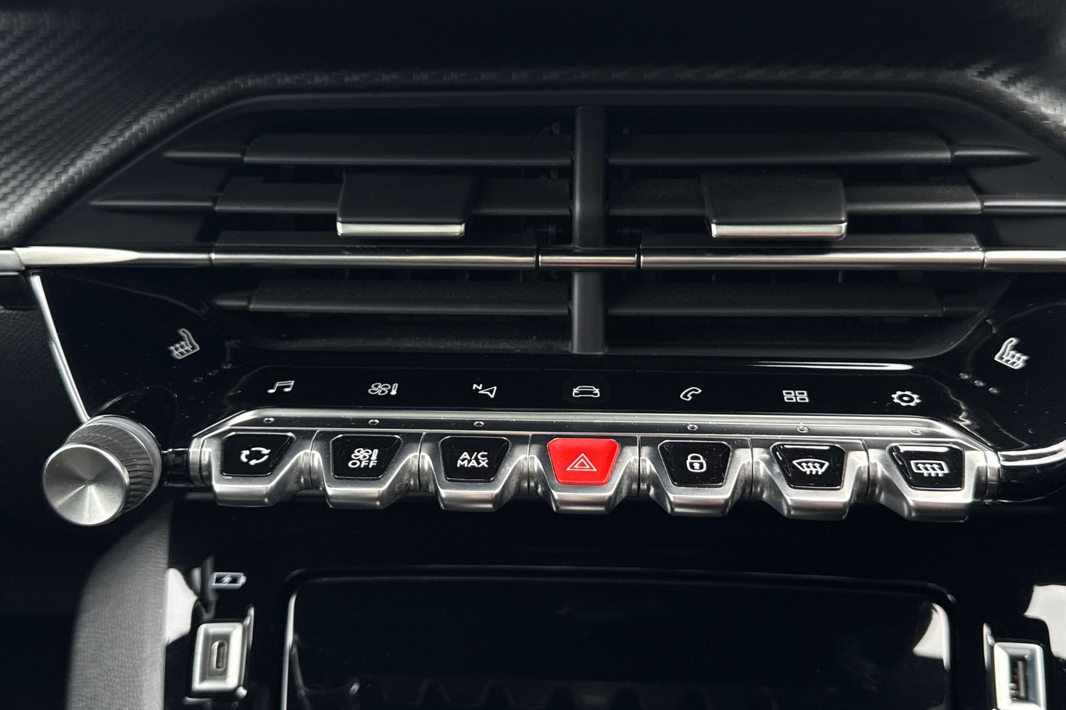 Used Peugeot 2008 2023 for sale - 78078985: Photo 33