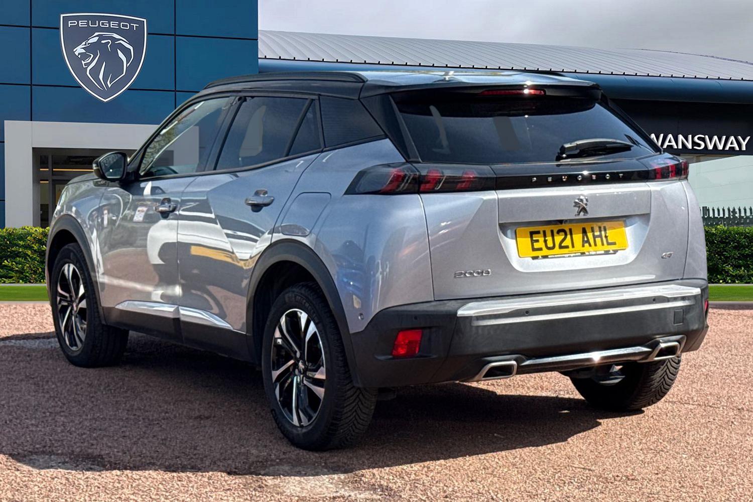 Used Peugeot 2008 2021 for sale - 78168460: Photo 2