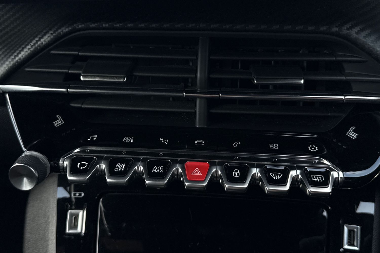 Used Peugeot 2008 2021 for sale - 78168460: Photo 32