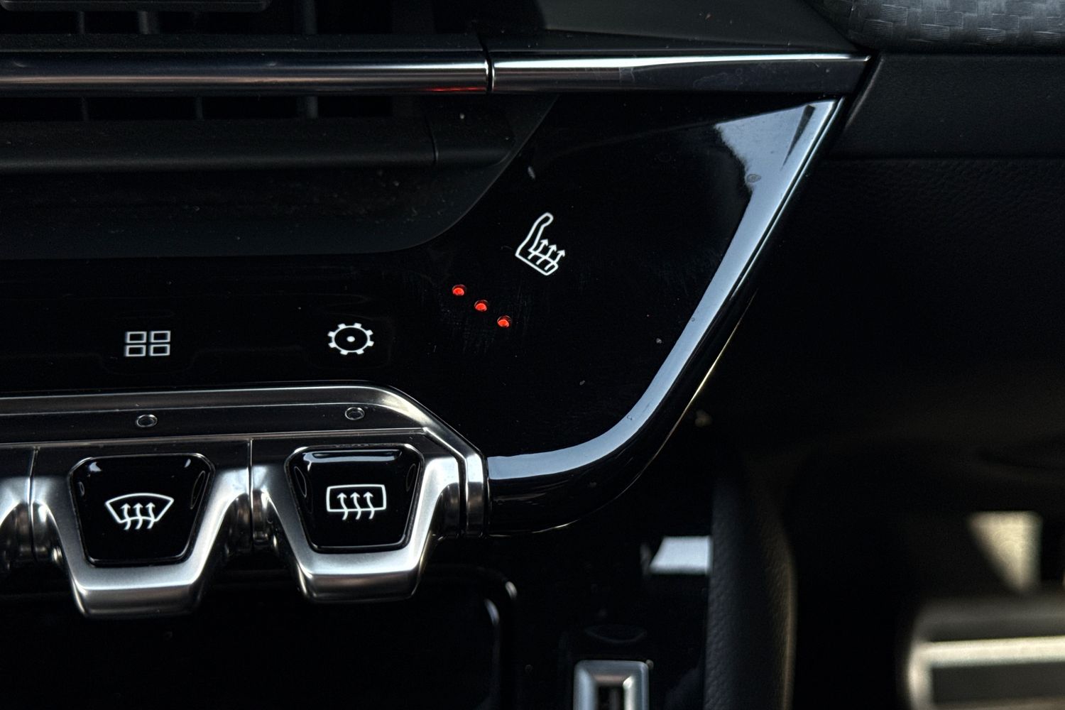 Used Peugeot 2008 2021 for sale - 78168460: Photo 33