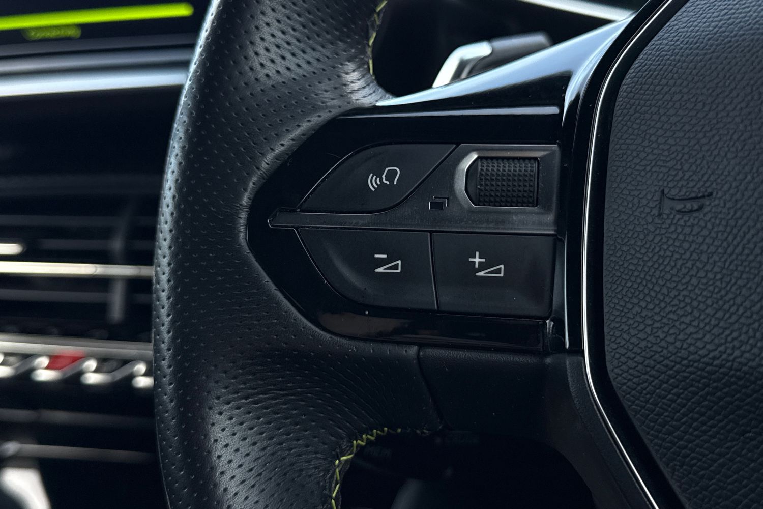 Used Peugeot 2008 2021 for sale - 78168460: Photo 35