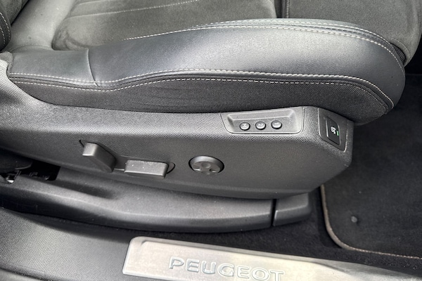 Used Peugeot 3008 2022 for sale - 76218598: Photo 37