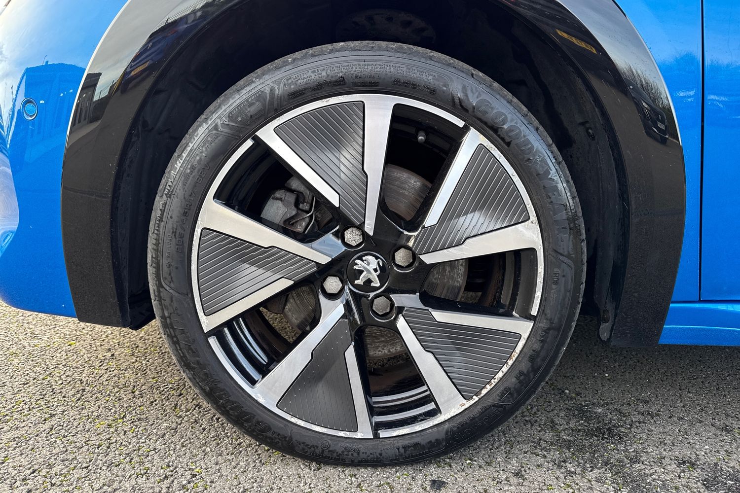 Used Peugeot E-208 2021 for sale - 76711882: Photo 11