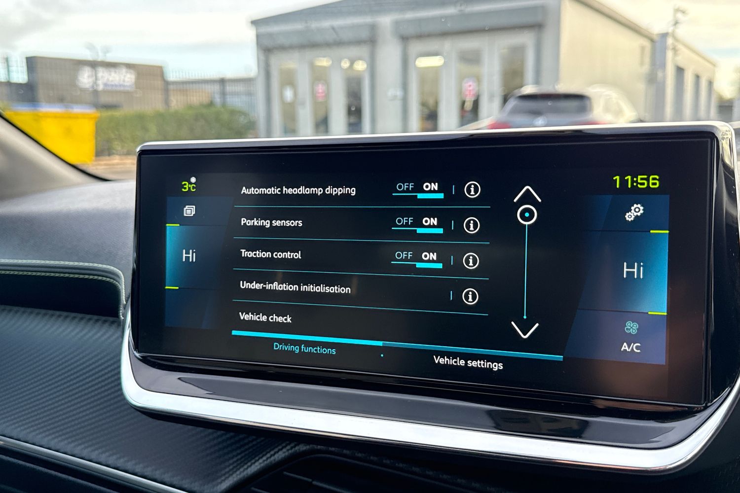 Used Peugeot E-208 2021 for sale - 76711882: Photo 52