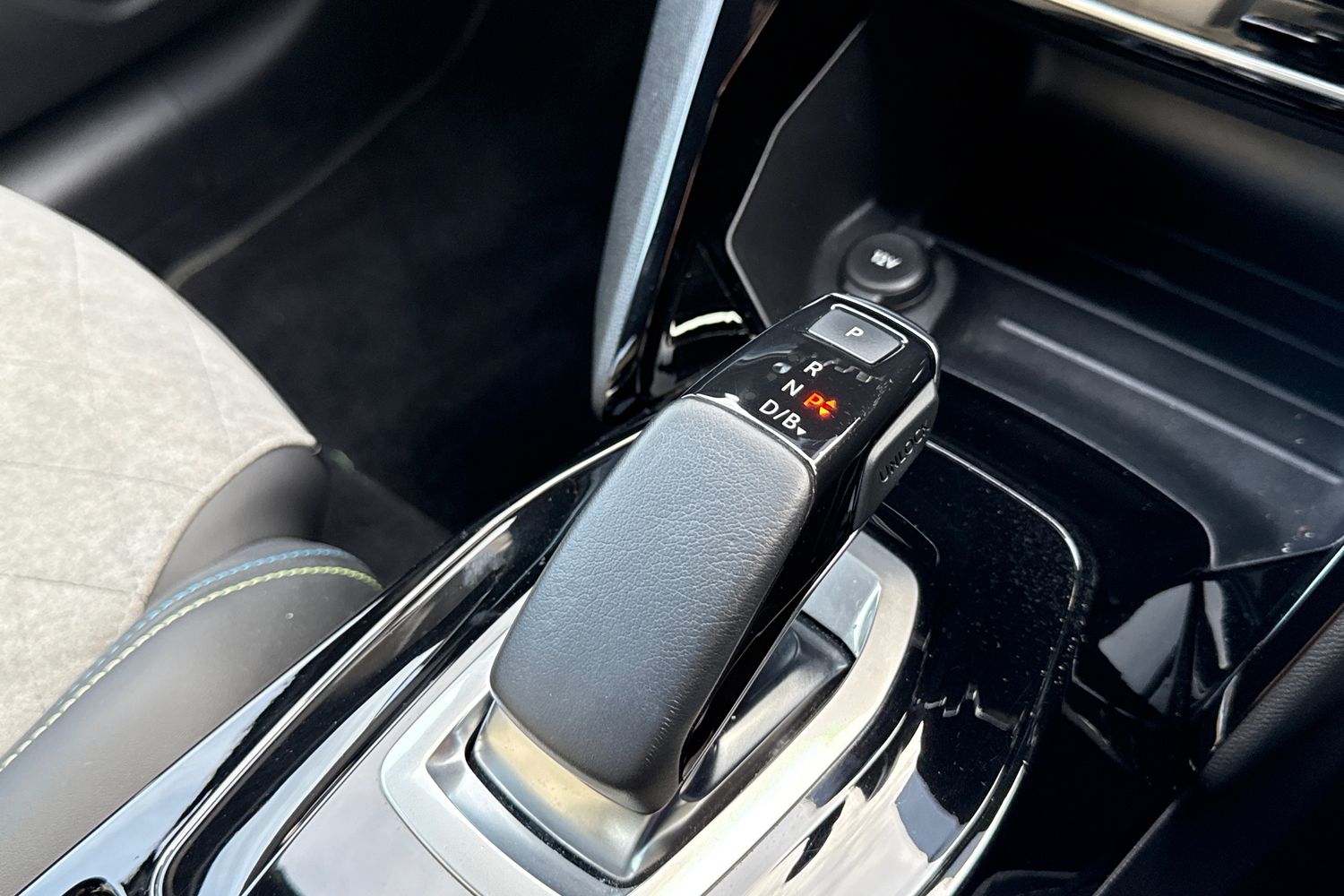 Used Peugeot E-208 2021 for sale - 76711882: Photo 59