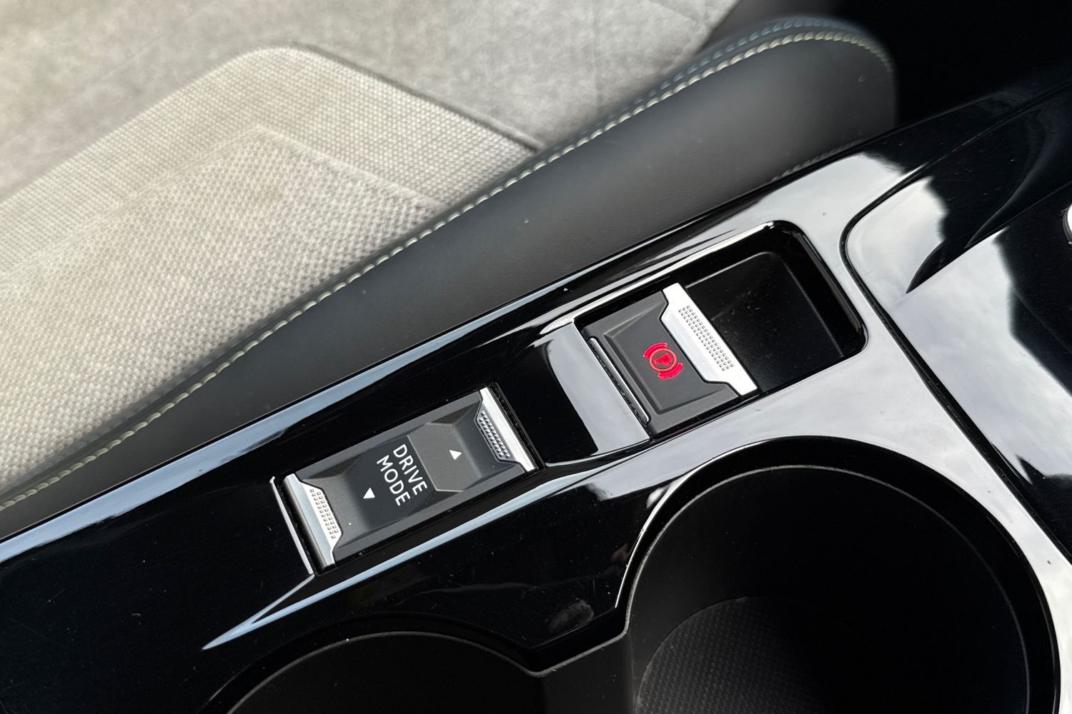 Used Peugeot E-208 2021 for sale - 76711882: Photo 60