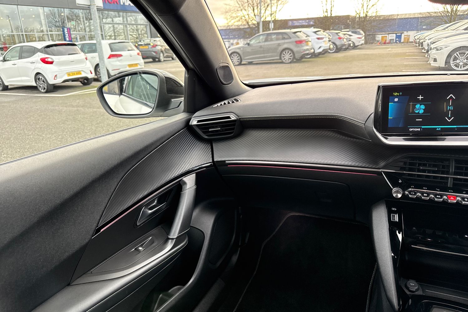 Used Peugeot E-2008 2022 for sale - 76902625: Photo 19