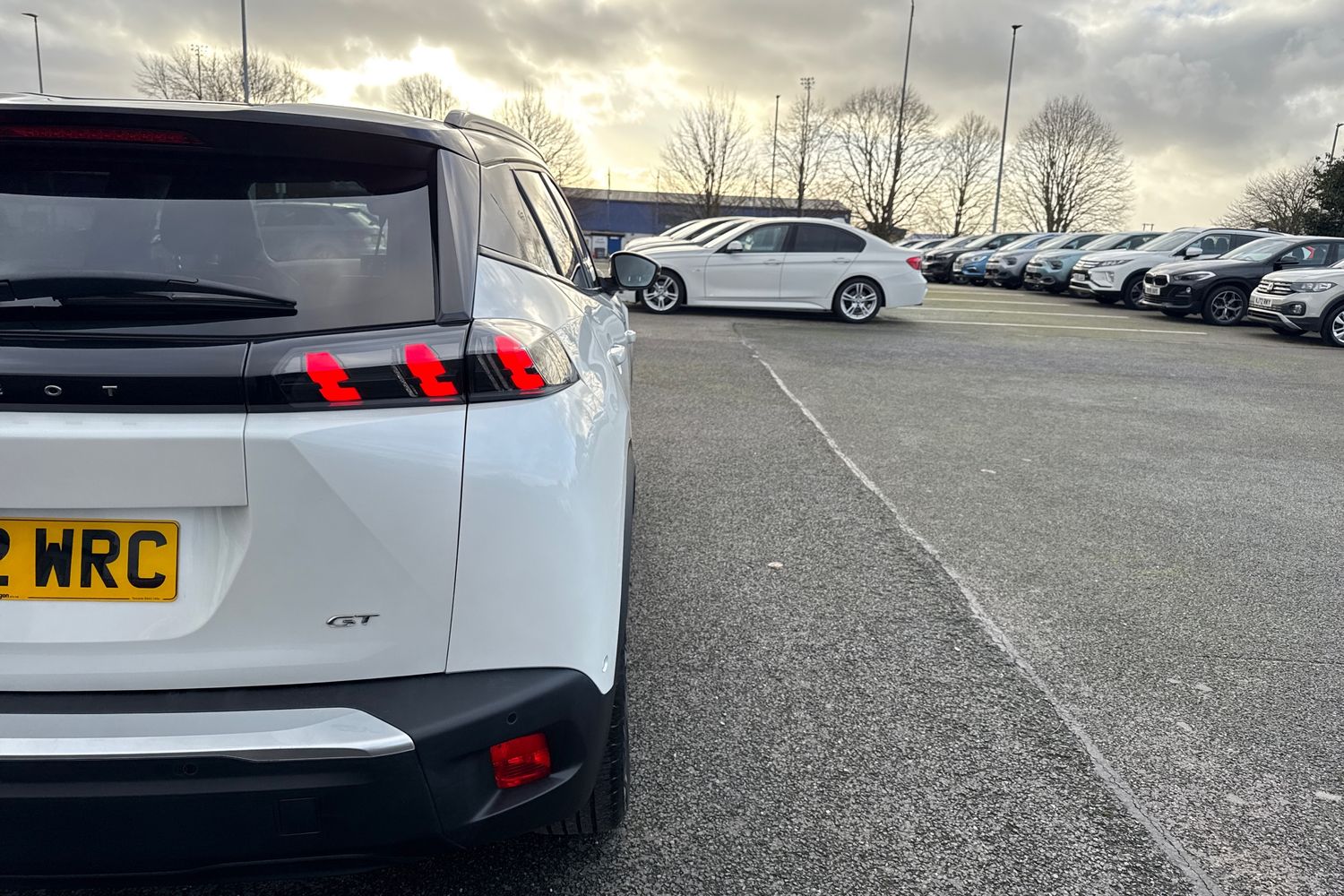 Used Peugeot E-2008 2022 for sale - 76902625: Photo 32