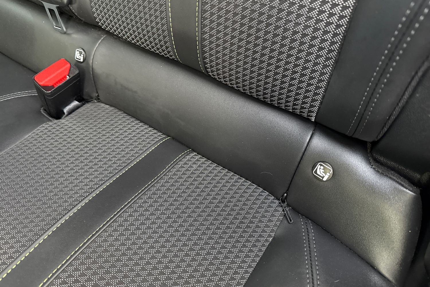 Used Peugeot E-2008 2022 for sale - 76902625: Photo 37