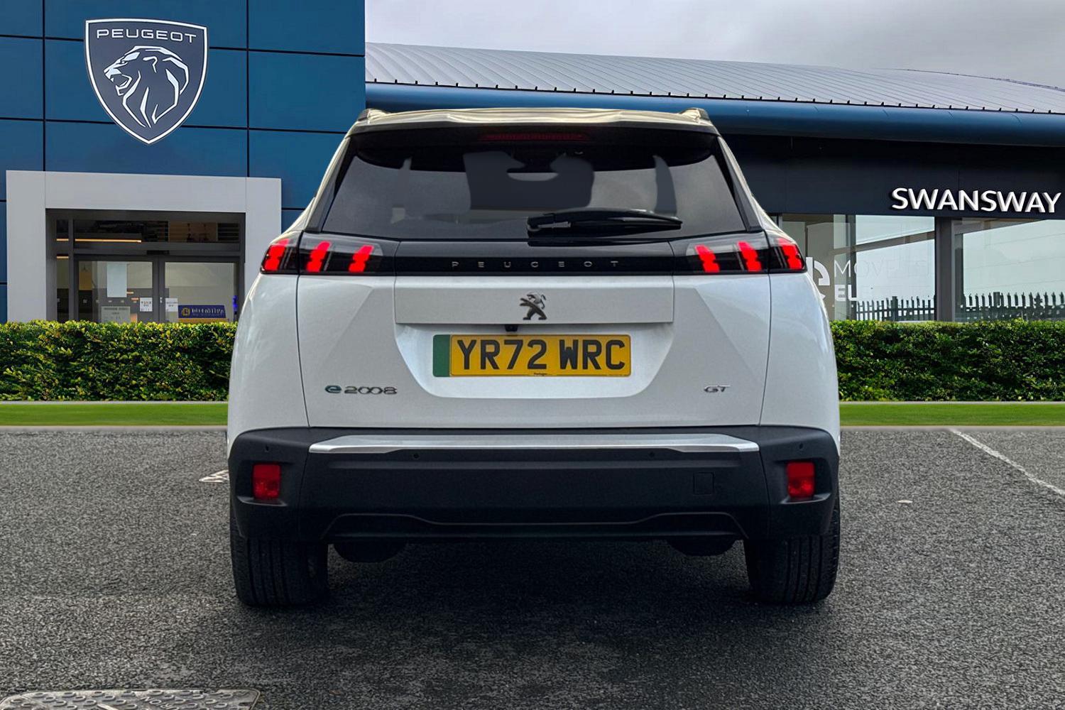 Used Peugeot E-2008 2022 for sale - 76902625: Photo 4