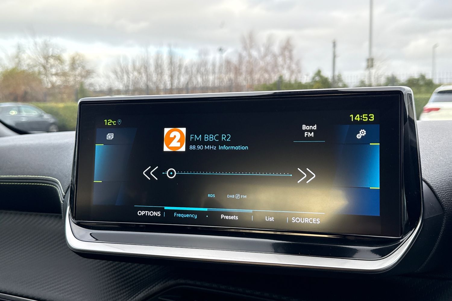 Used Peugeot E-2008 2022 for sale - 76902625: Photo 46