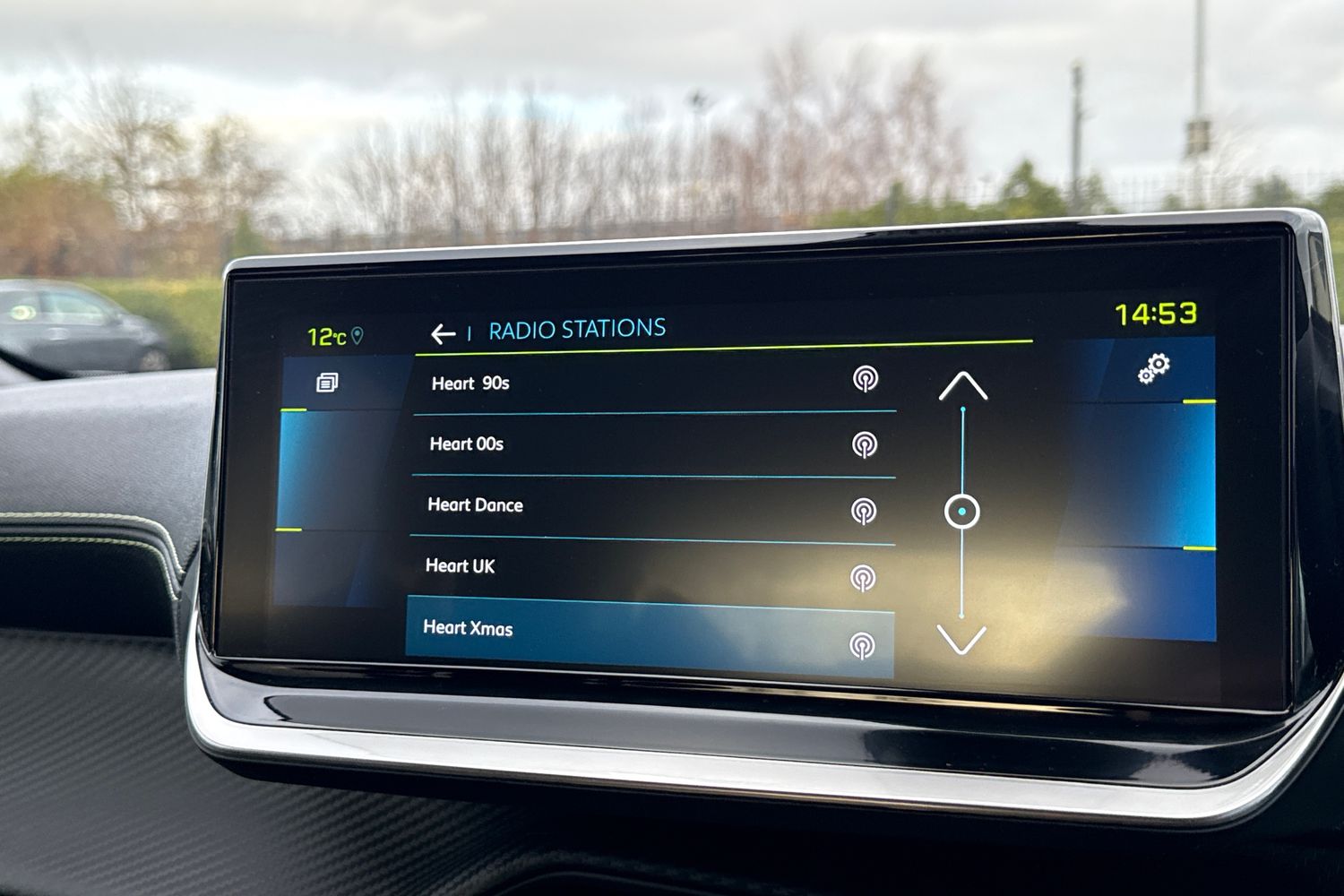 Used Peugeot E-2008 2022 for sale - 76902625: Photo 47