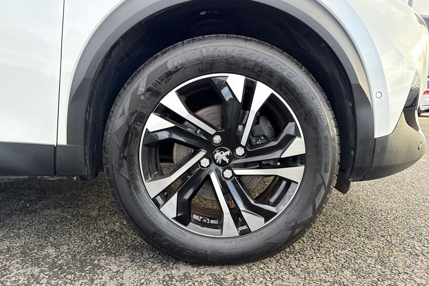 Used Peugeot E-2008 2022 for sale - 76902625: Photo 9