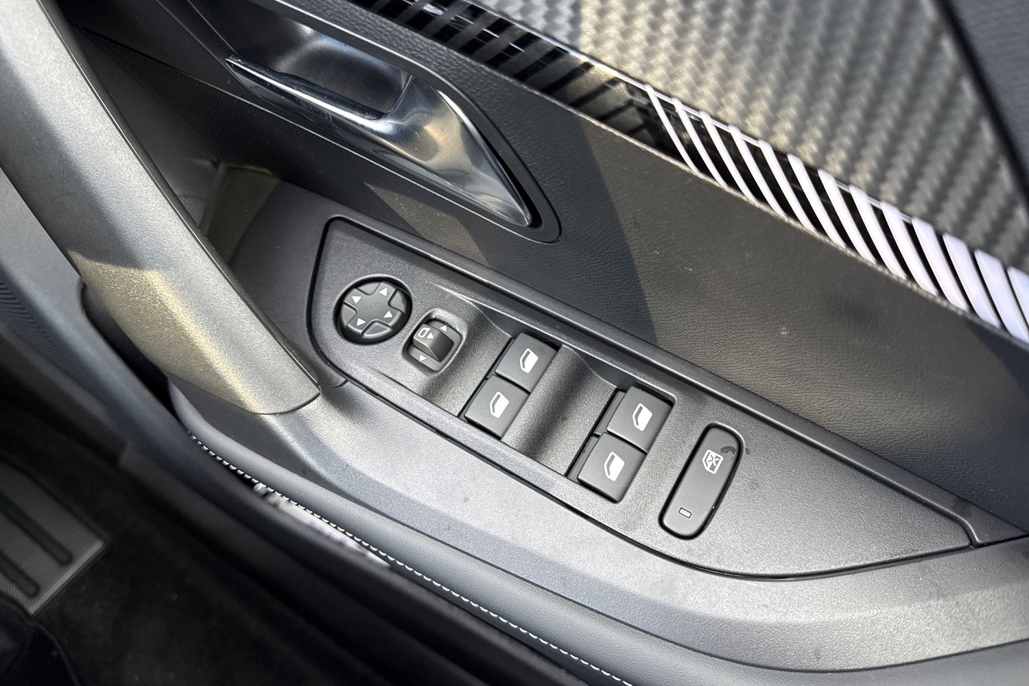 Used Peugeot 2008 2026 for sale - 77199374: Photo 41