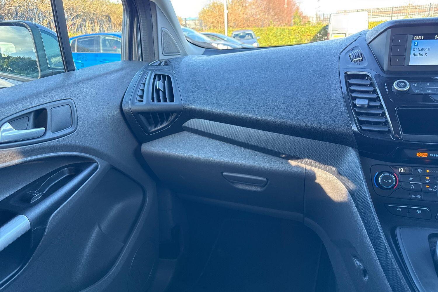 Used Ford Grand Tourneo Connect 2020 for sale - 77368478: Photo 14