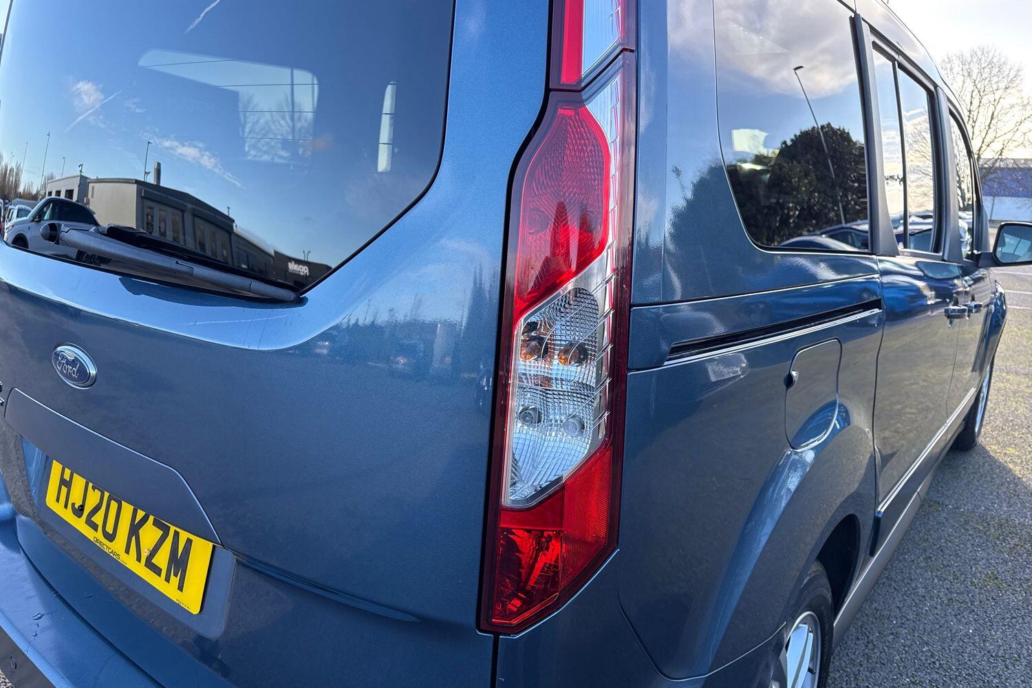 Used Ford Grand Tourneo Connect 2020 for sale - 77368478: Photo 15