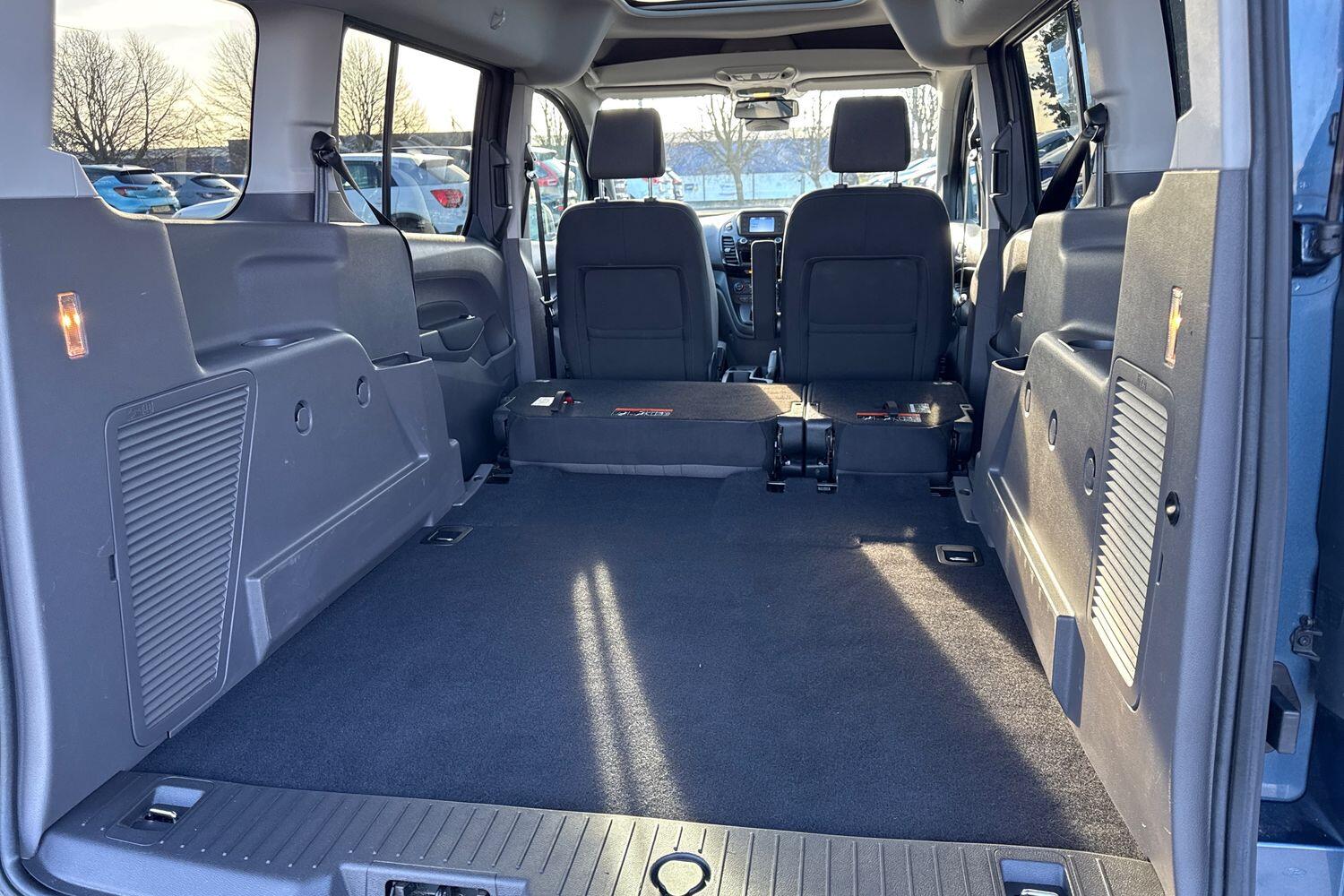 Used Ford Grand Tourneo Connect 2020 for sale - 77368478: Photo 25