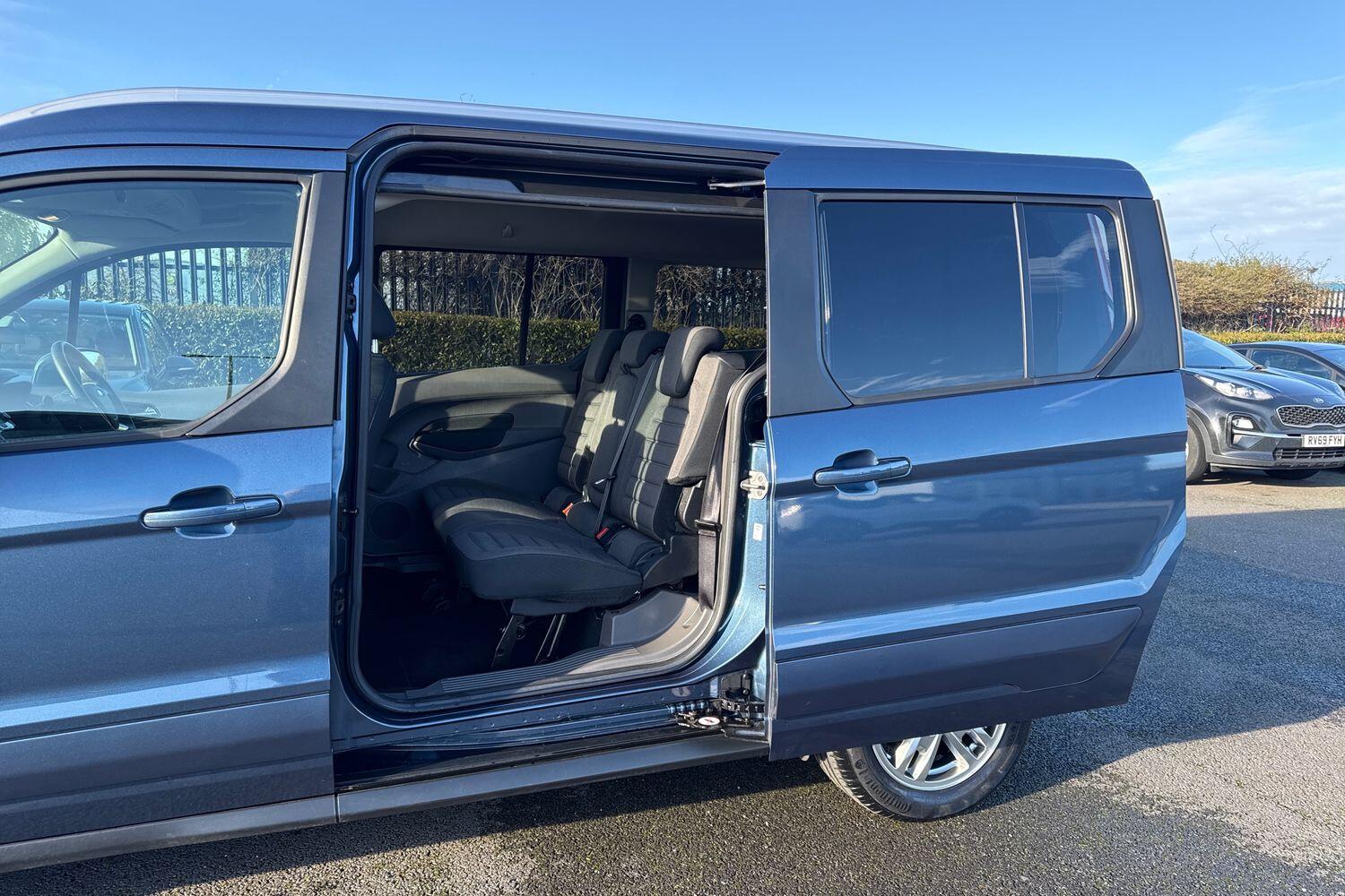 Used Ford Grand Tourneo Connect 2020 for sale - 77368478: Photo 27