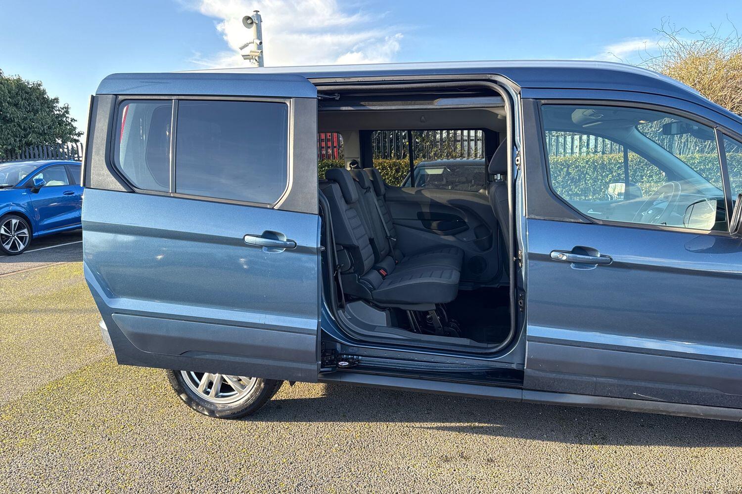 Used Ford Grand Tourneo Connect 2020 for sale - 77368478: Photo 28