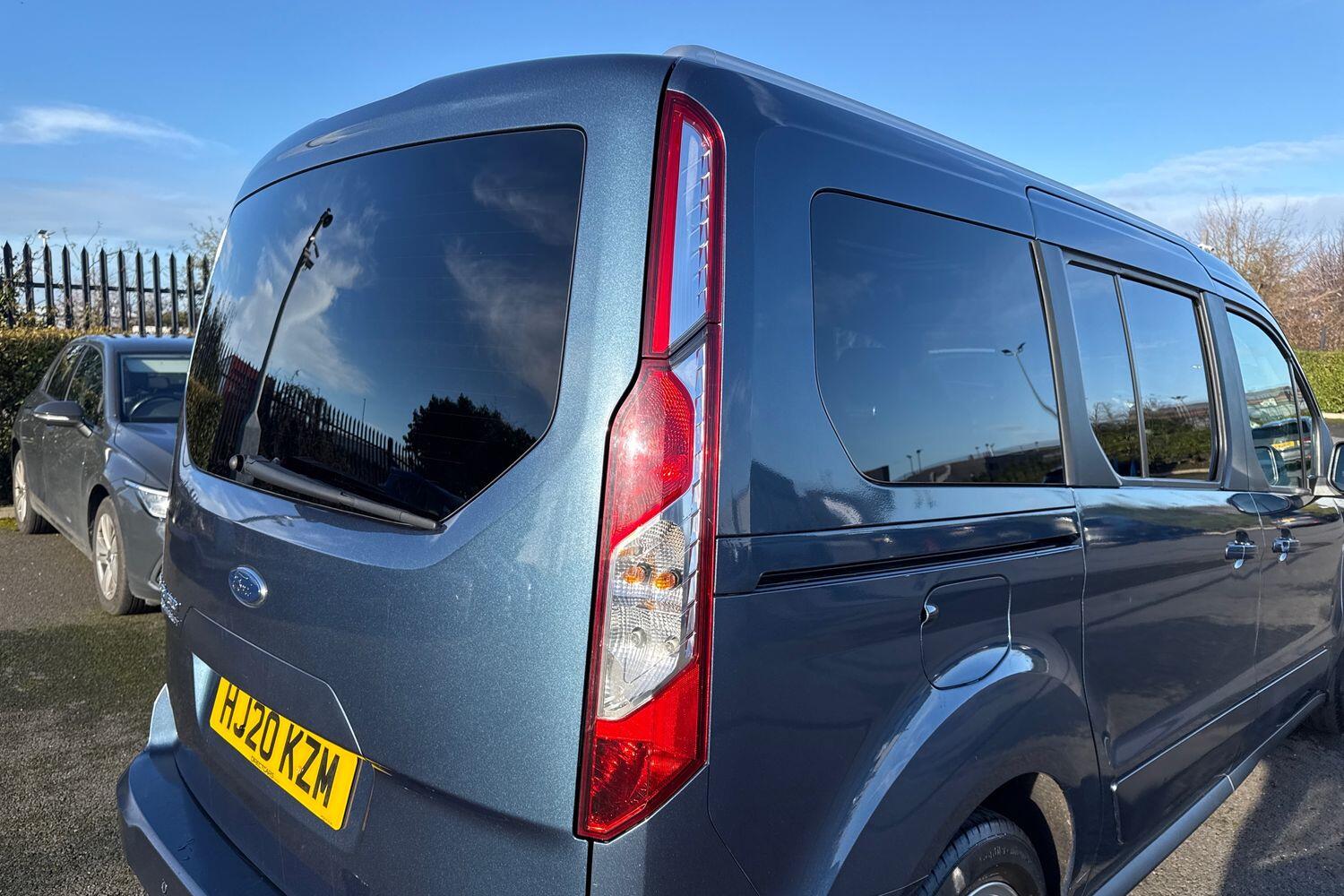 Used Ford Grand Tourneo Connect 2020 for sale - 77368478: Photo 35