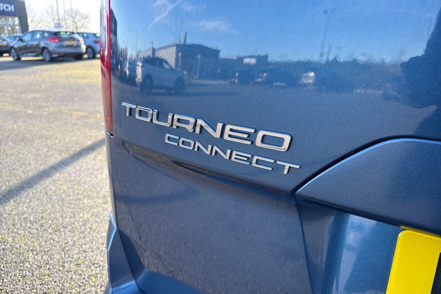 Used Ford Grand Tourneo Connect 2020 for sale - 77368478: Photo 36