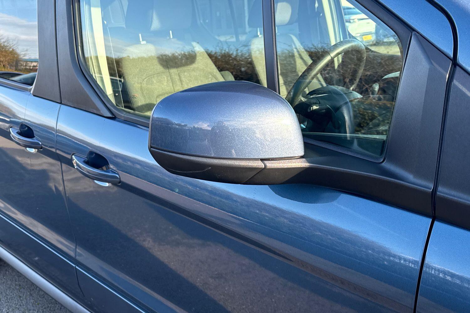 Used Ford Grand Tourneo Connect 2020 for sale - 77368478: Photo 38