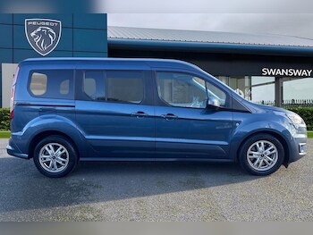 Used Ford Grand Tourneo Connect 2020 for sale - 77368478: Photo