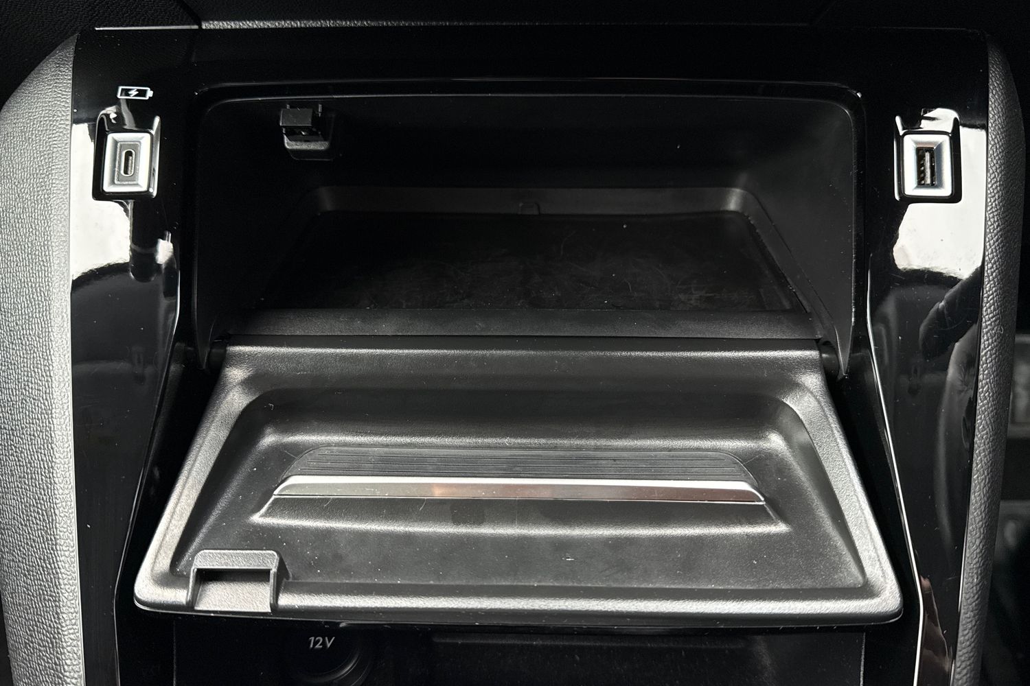 Used Peugeot E-208 2023 for sale - 77608378: Photo 32