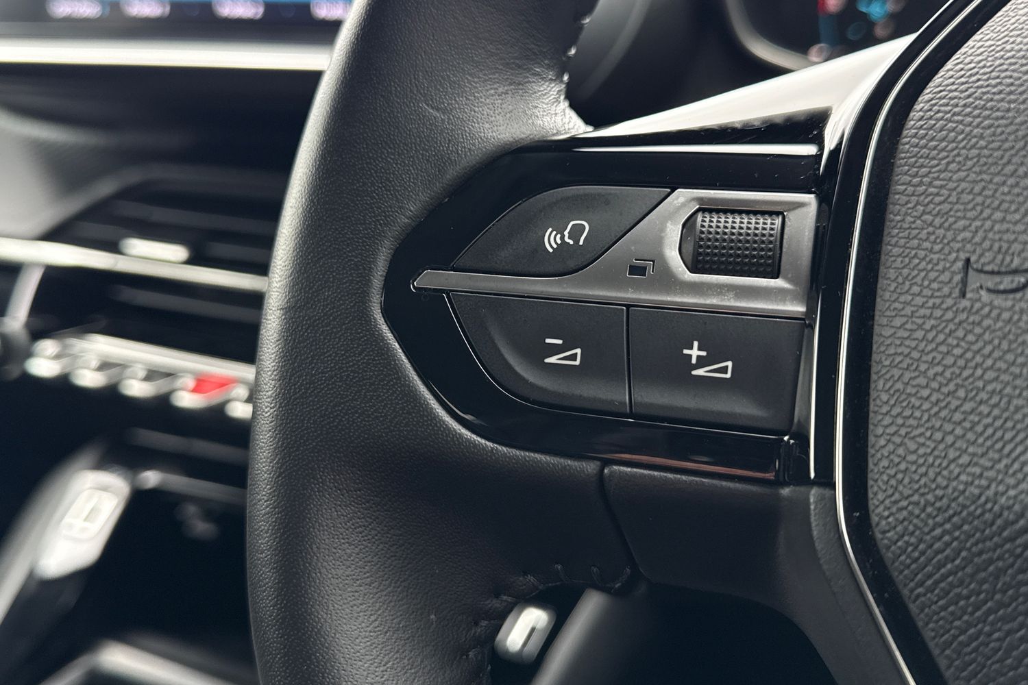 Used Peugeot E-208 2023 for sale - 77608378: Photo 33