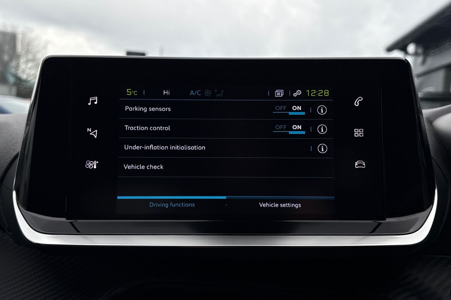 Used Peugeot E-208 2023 for sale - 77608378: Photo 40