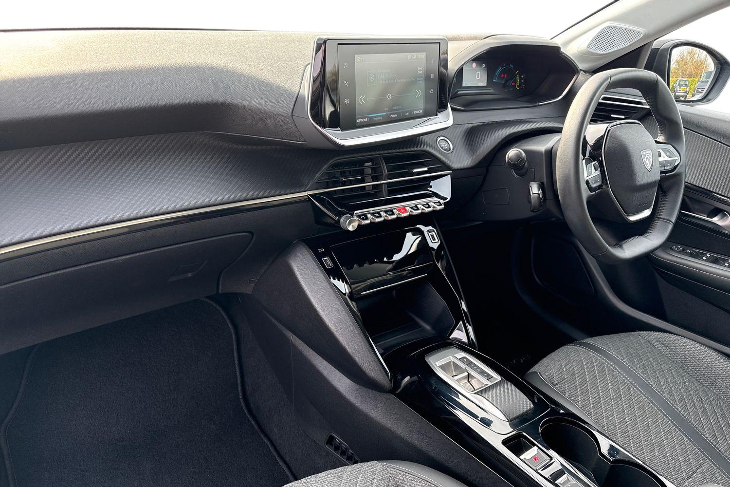 Used Peugeot 208 2024 for sale - 77973437: Photo 15