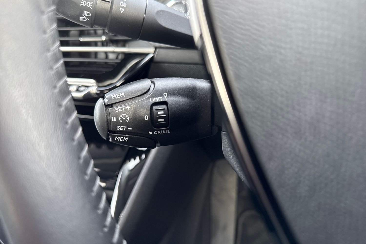 Used Peugeot 208 2024 for sale - 77973437: Photo 42