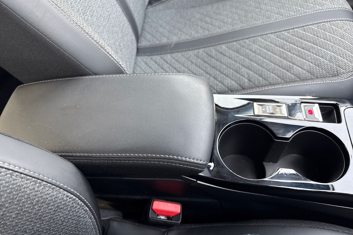 Used Peugeot 208 2024 for sale - 77973437: Photo 60