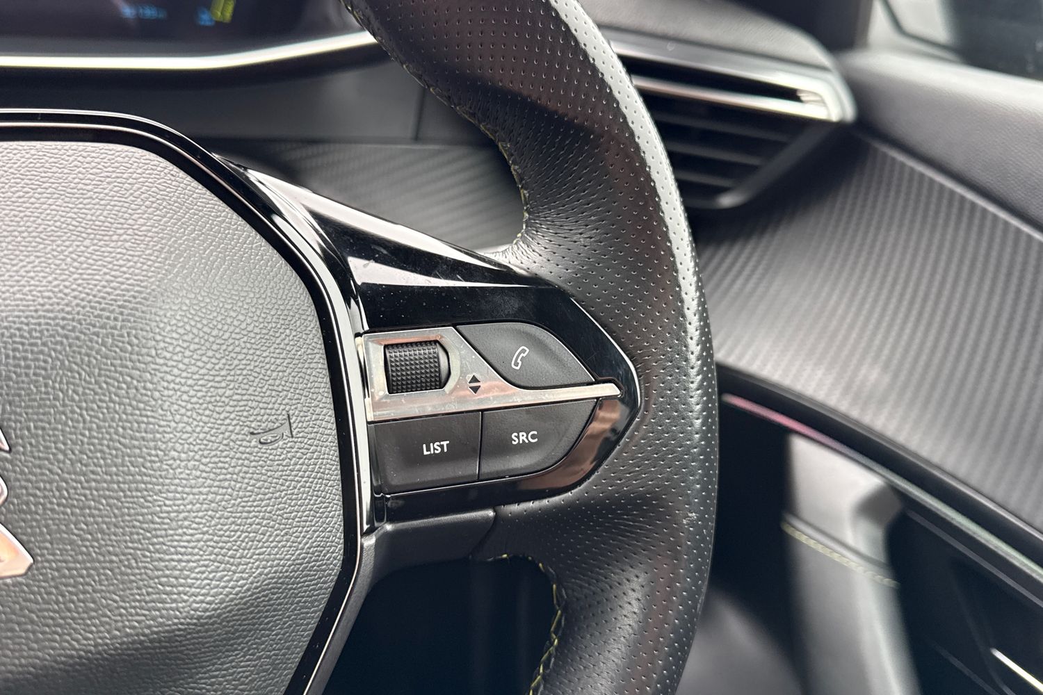 Used Peugeot 2008 2021 for sale - 77973296: Photo 42